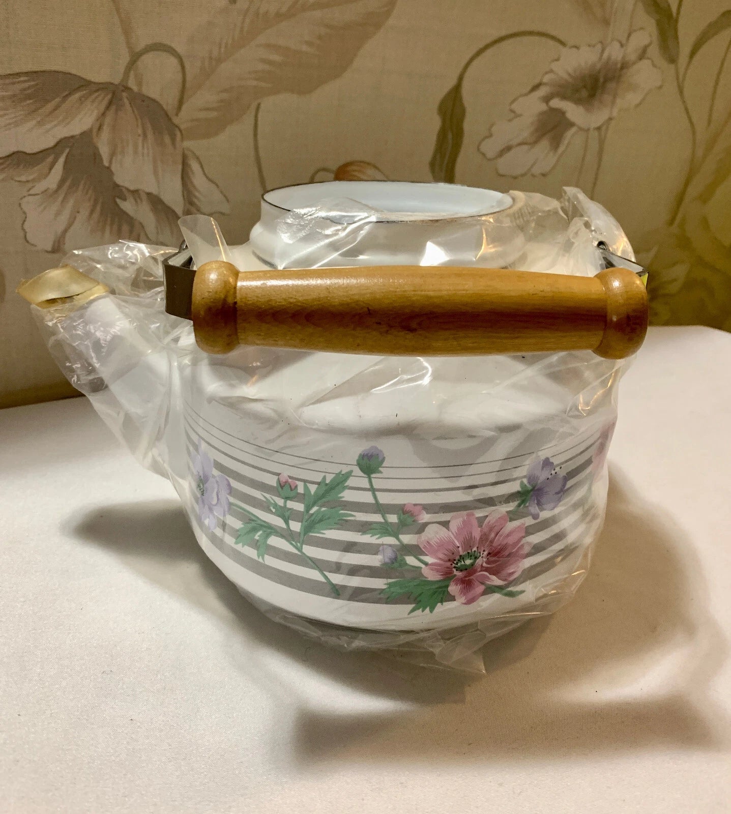 Gailstyn-Sutton Enameled Teapot Tea Kettle Floral Design w Gray Lines 1985 - NOS