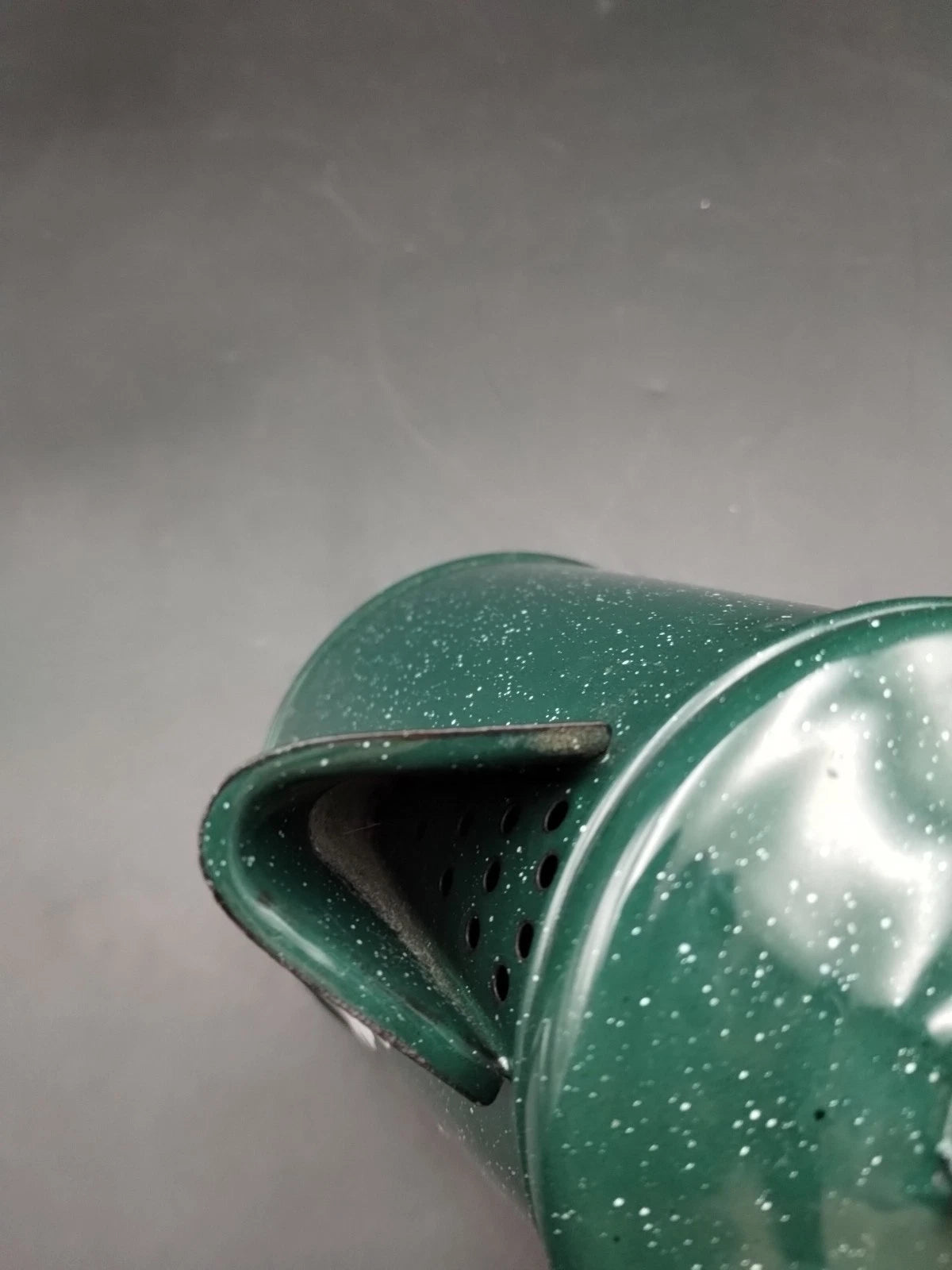 ENAMEL SPECKLE WARE TEAPOT GREEN COW GRAPHICS  8" TALL  5" ACROSS THE BOTTOM