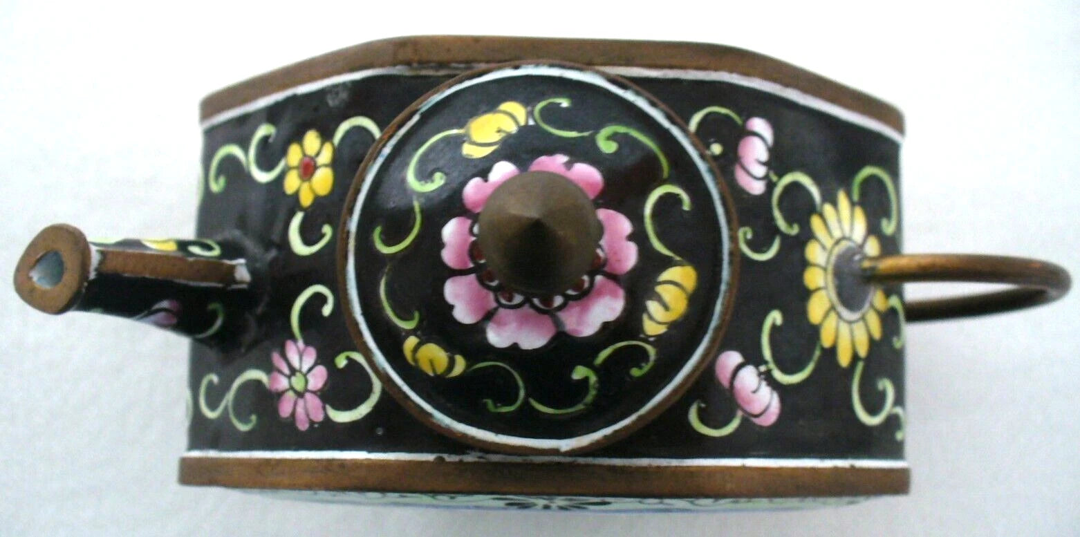 ASIAN~Mini~ENAMEL PAINTED~Floral~HEXAGON~Lidd~Tea Pot~COLLECTIBLE~4.5"x1.75"x3"