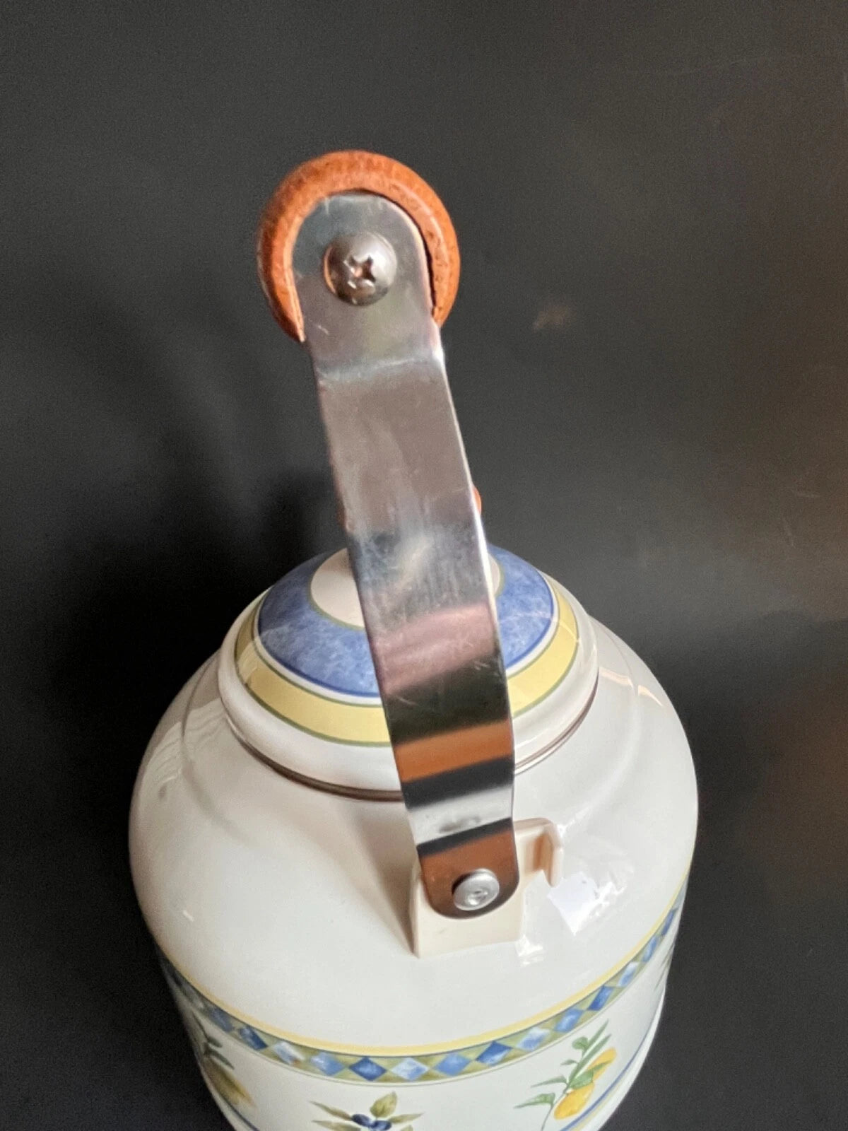 Enamel Ware Royal Doulton Carmina Tea Pot Lemons with Wooden Handle Very Nice | eBay