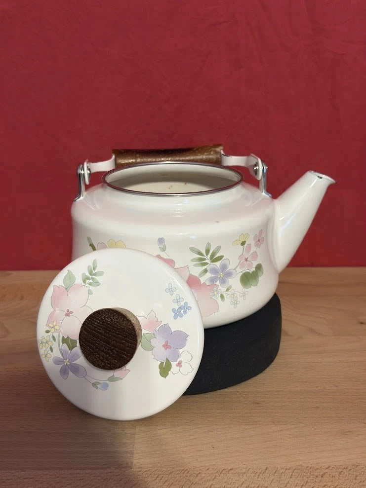 Kobe Japan VGT White Enamel Teapot Floral Flowers Cottage Tea Kettle Rustic | eBay