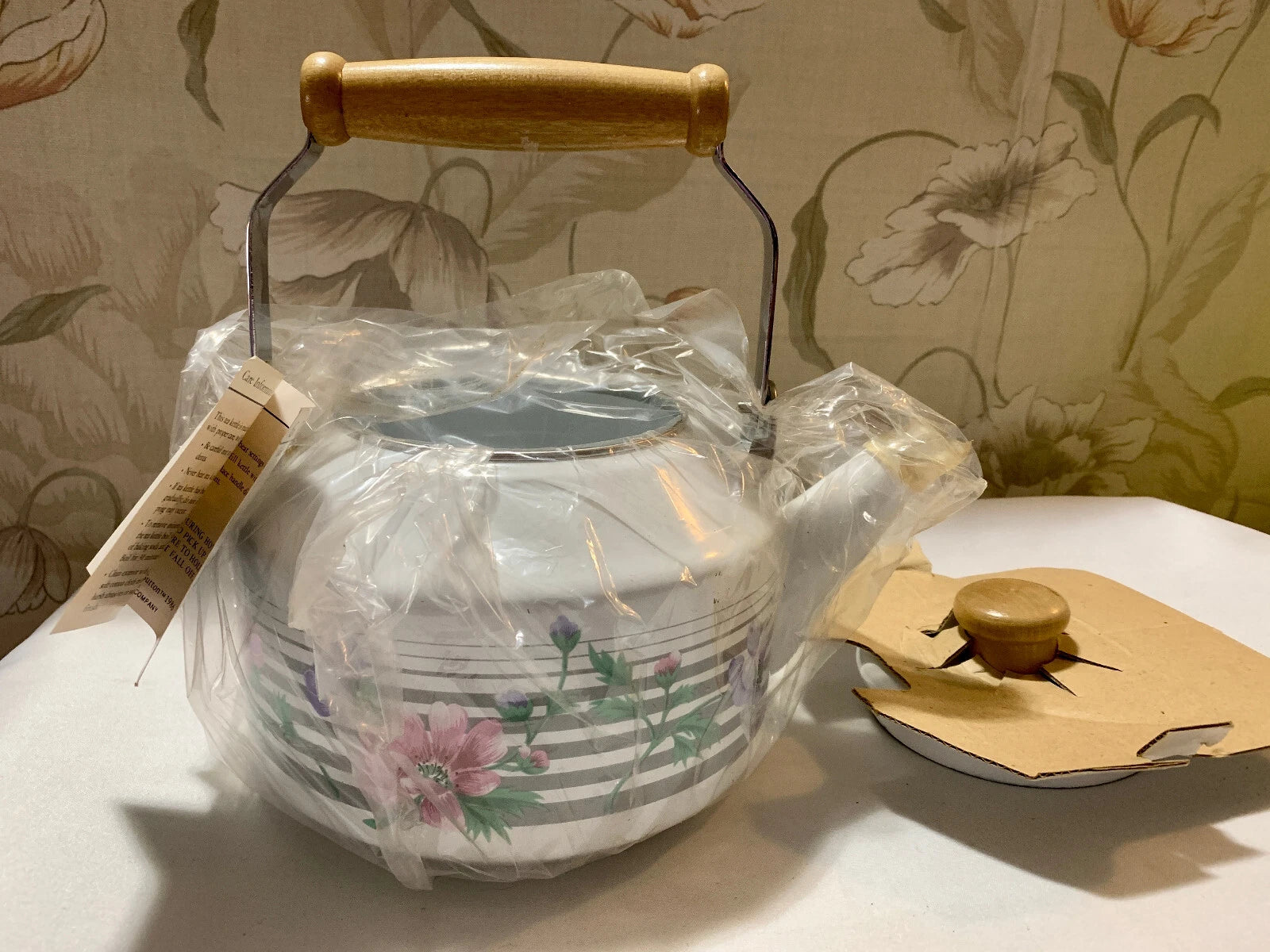 Gailstyn-Sutton Enameled Teapot Tea Kettle Floral Design w Gray Lines 1985 - NOS