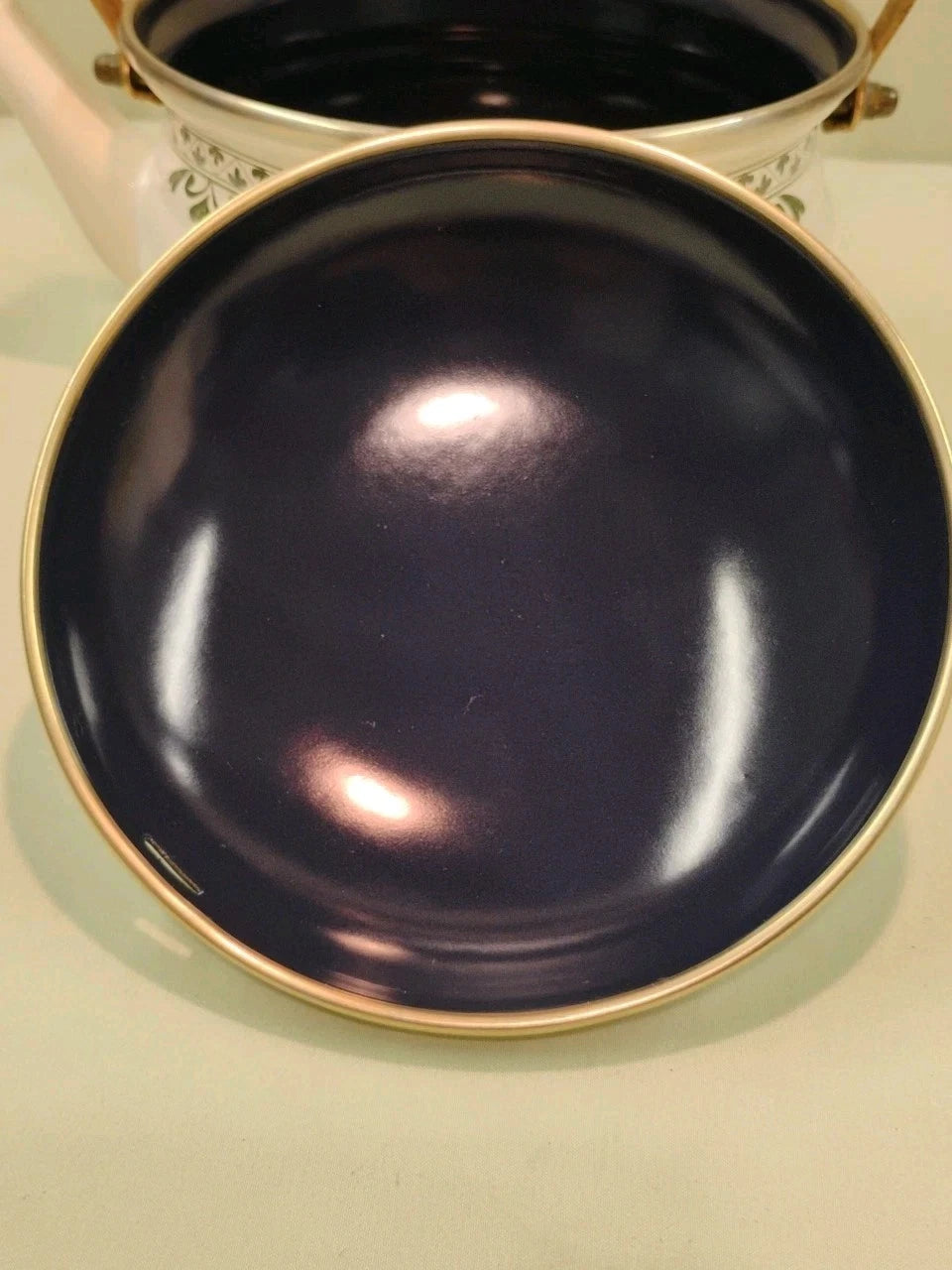 ASTA White Floral Enamelware Old Amsterdam 8.5” Dutch Oven & Teapot PRISTINE!!!