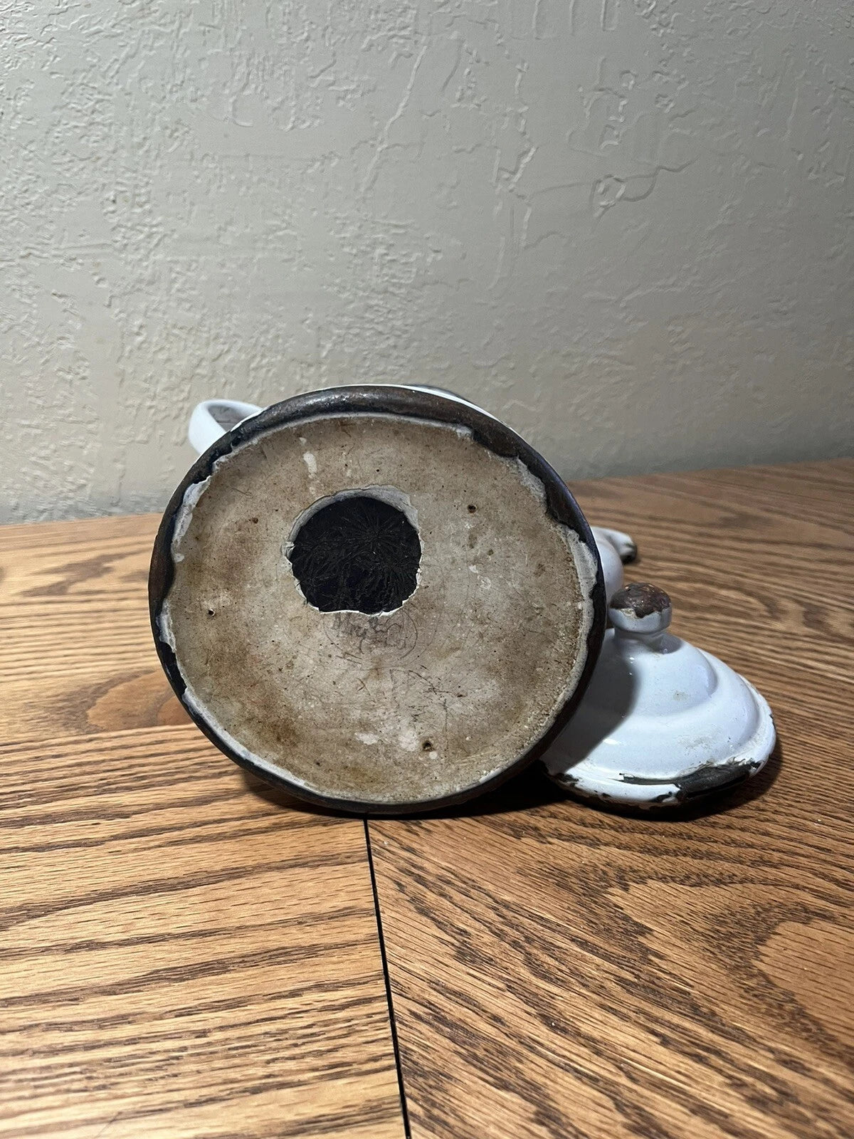 Antique white enamel 9" (with lid) tea pot