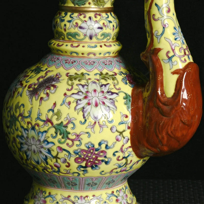 9.1" Old dynasty Porcelain qianlong mark colour enamels Eight treasures Teapot