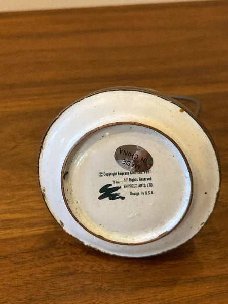 Empress Arts Teapot Cloisonné Enamel Hand Painted Leaping Frogs with Lid