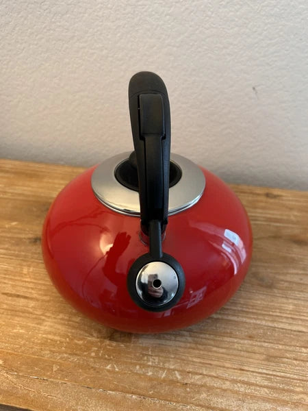 Cuisinart Porcelain Enamel on Steel Teakettle Aura 2 Quart Enamel- Red