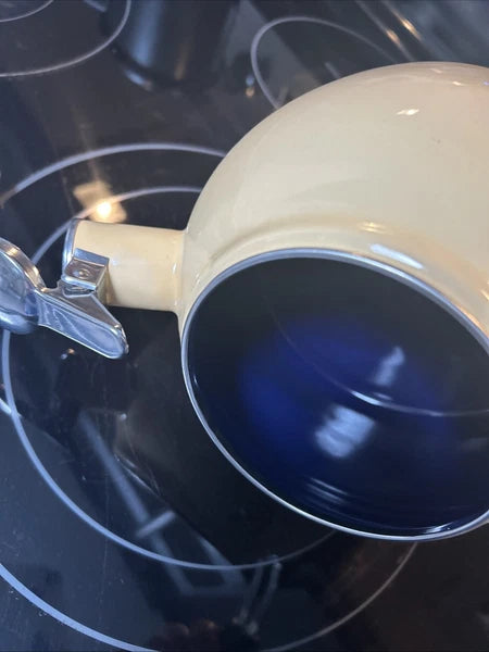 CHANTAL Whistling Tea Kettle Enamel Stainless Loop Handle Rare 1.6 Qt