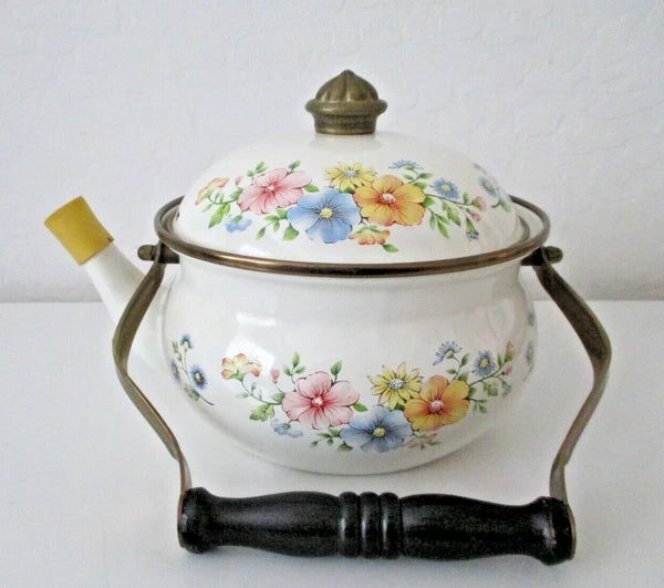 ENAMELWARE FLORAL WHITE TEAPOT KETTLE W/ LID PASTEL FLOWER 7" VINTAGE AZ56