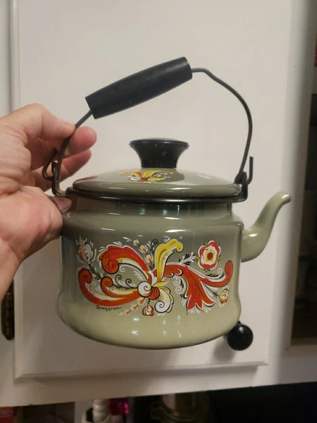 Berggren EnamelWare Teapot ROSEMALING Nordic '65 Green  Swedish Folk Art Cottage