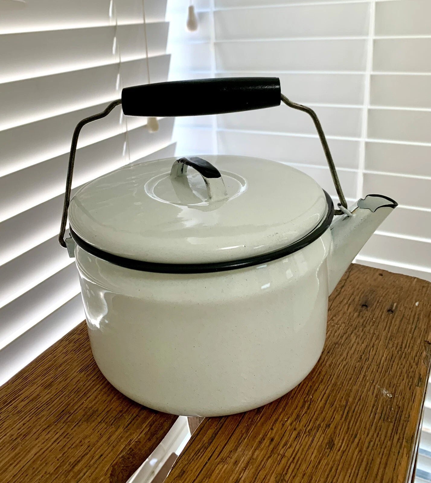 Vintage Coffee/Teapot Enamel Graniteware Wooden Handle Primitive Farmhouse | eBay