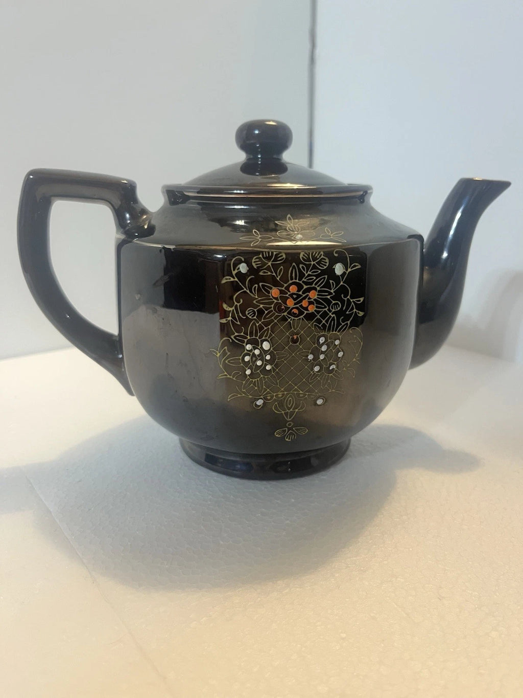 Vintage Japanese Teapot W/Lid Black & Gold Enamel Hand Painted 6 X 8.5 Teapot