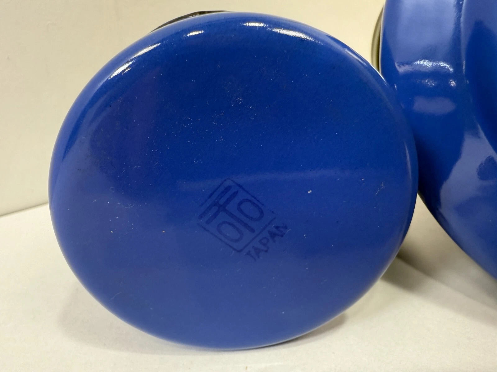 Vintage MCM Japan Blue Enamel Tea Kettle Pot w/Lid & 2 Mugs