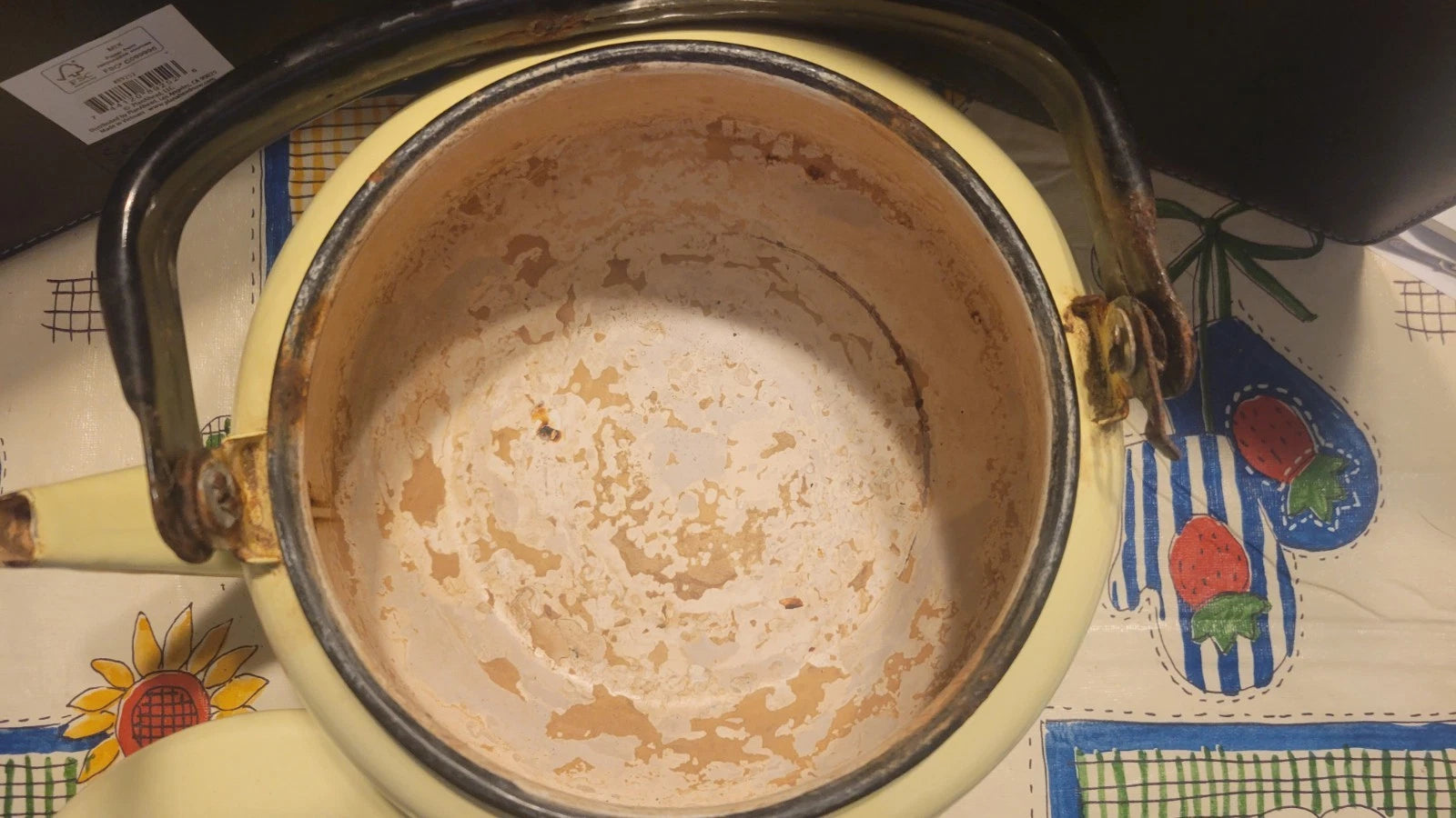 Vintage YELLOW ENAMEL Teapot Tea Kettle with Black handle ~ Nice Condition | eBay