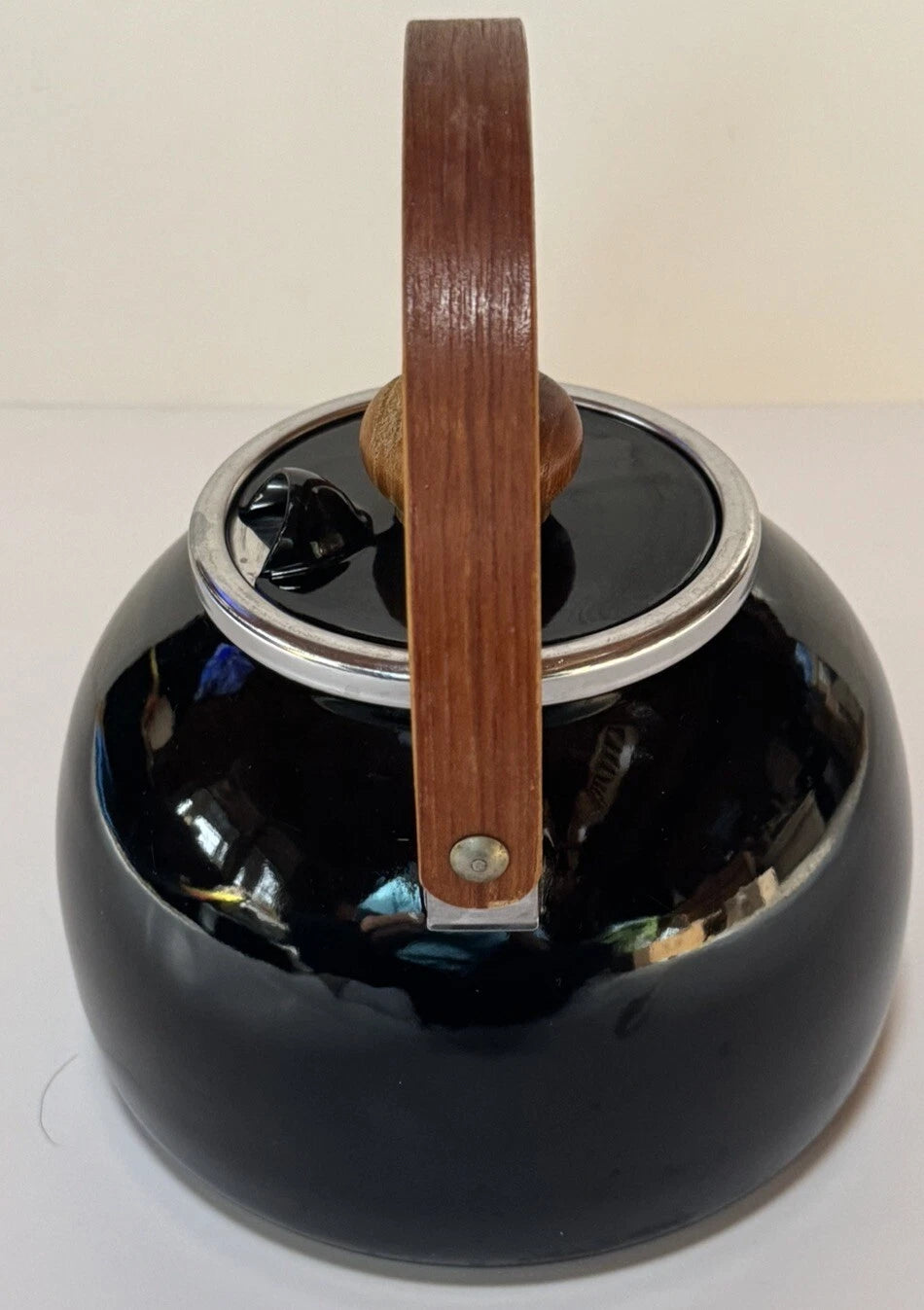 Vintage Black Enamel Teapot Tea Kettle with Lid Wood Handle & Knob MCM | eBay