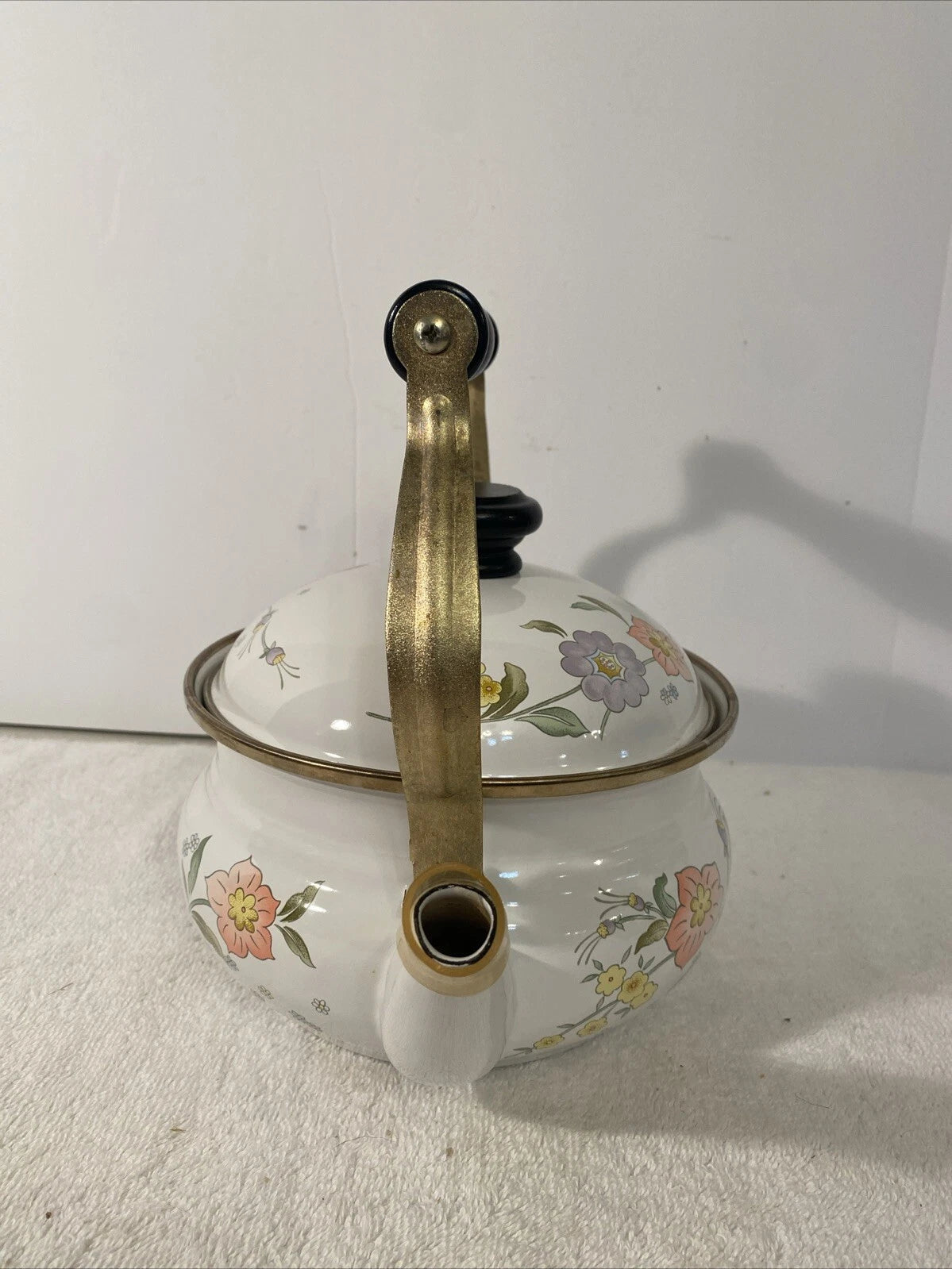 Vtg Temptation Gailstyn-Sutton Tea Pot Kettle, White Enamel With Flowers, 1984