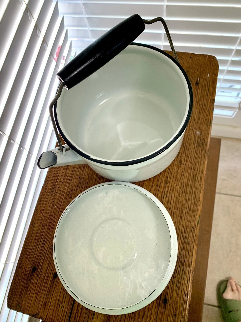 Vintage Coffee/Teapot Enamel Graniteware Wooden Handle Primitive Farmhouse | eBay