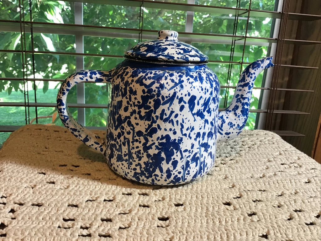 Vintage blue splatter enamel ware 4 cup teapot