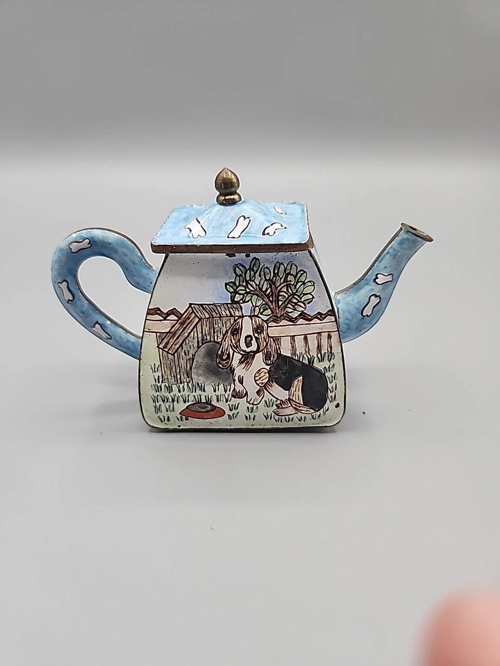 Vintage Enamel on Brass Miniature Teapot Hound Dog Bone Dog Lover Rescue 5x2"