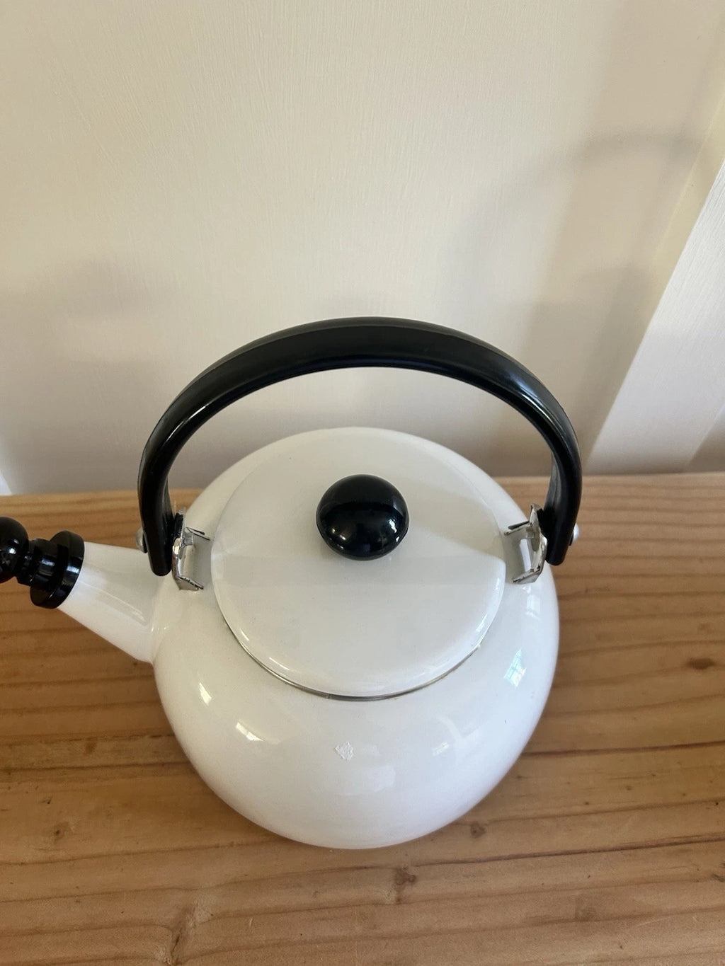 Vintage White Enamel Tea Kettle Retro Stovetop Teapot Whistling Tea Pot MCM | eBay