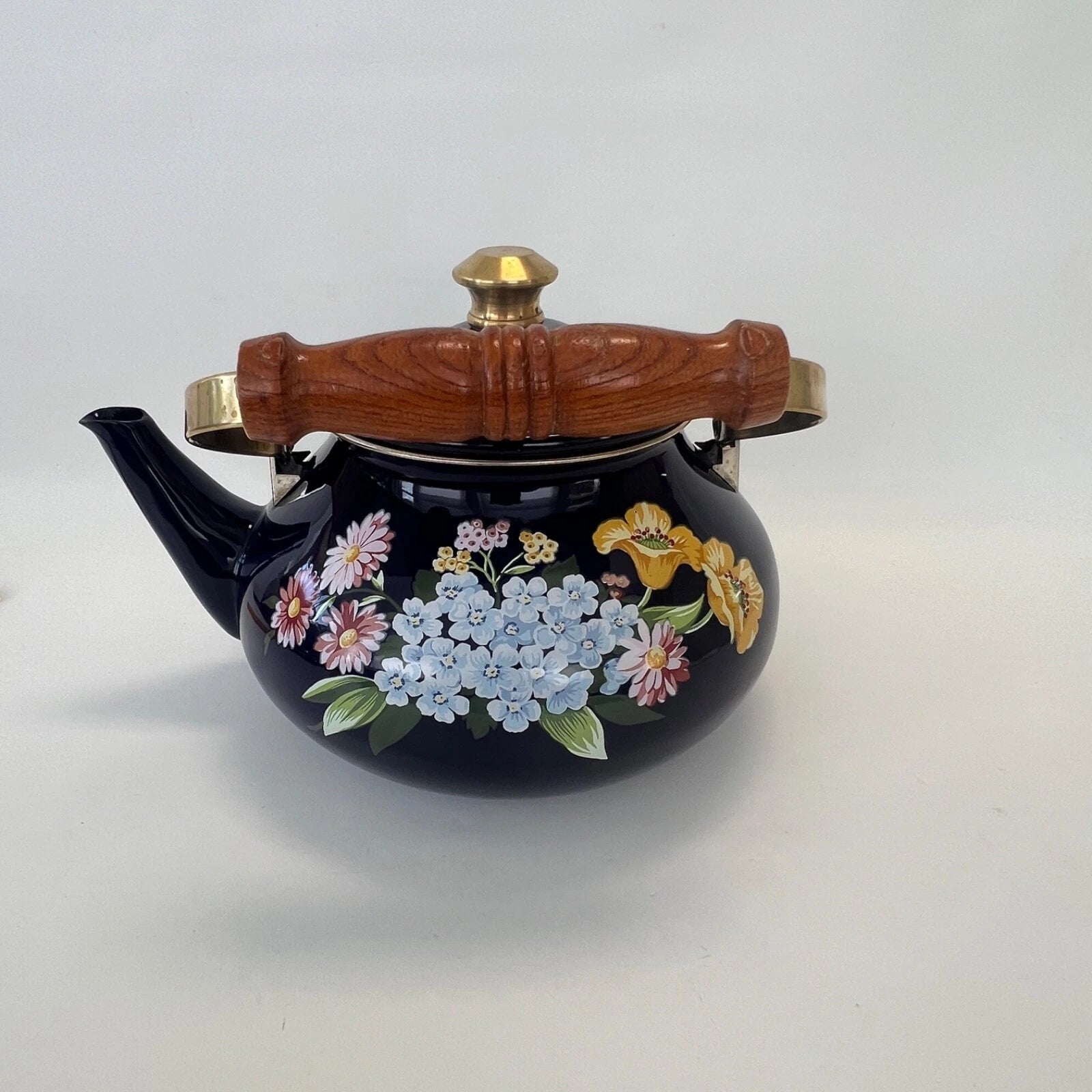 1983 GAILSTYN SUTTON "Flower Garden" Vintage Enamel Ware Cobalt Teapot Kettle