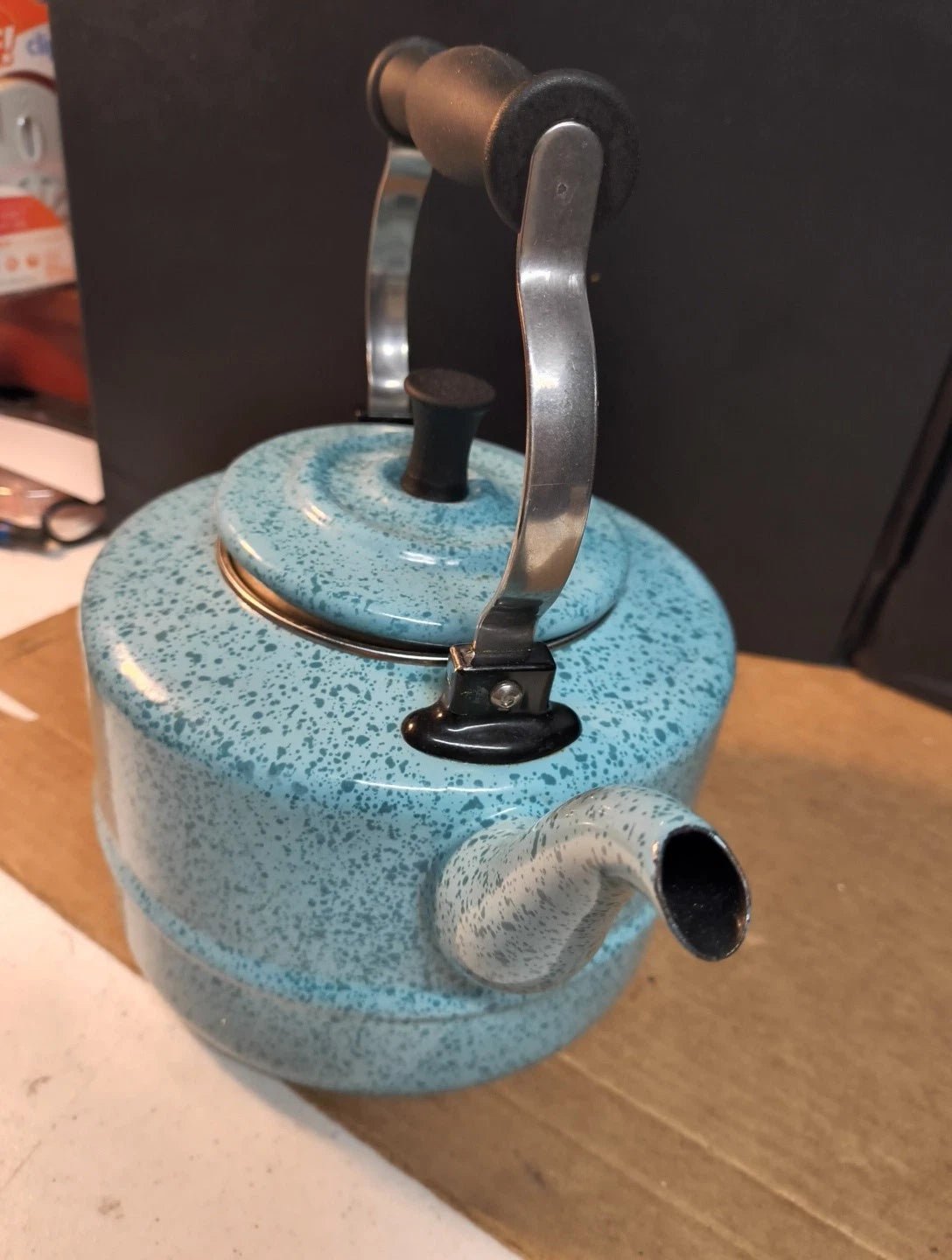 Paula Deen Signature Blue Speckle Enamel 10 Cup Stove Top 2 Qt Tea Kettle Teapot