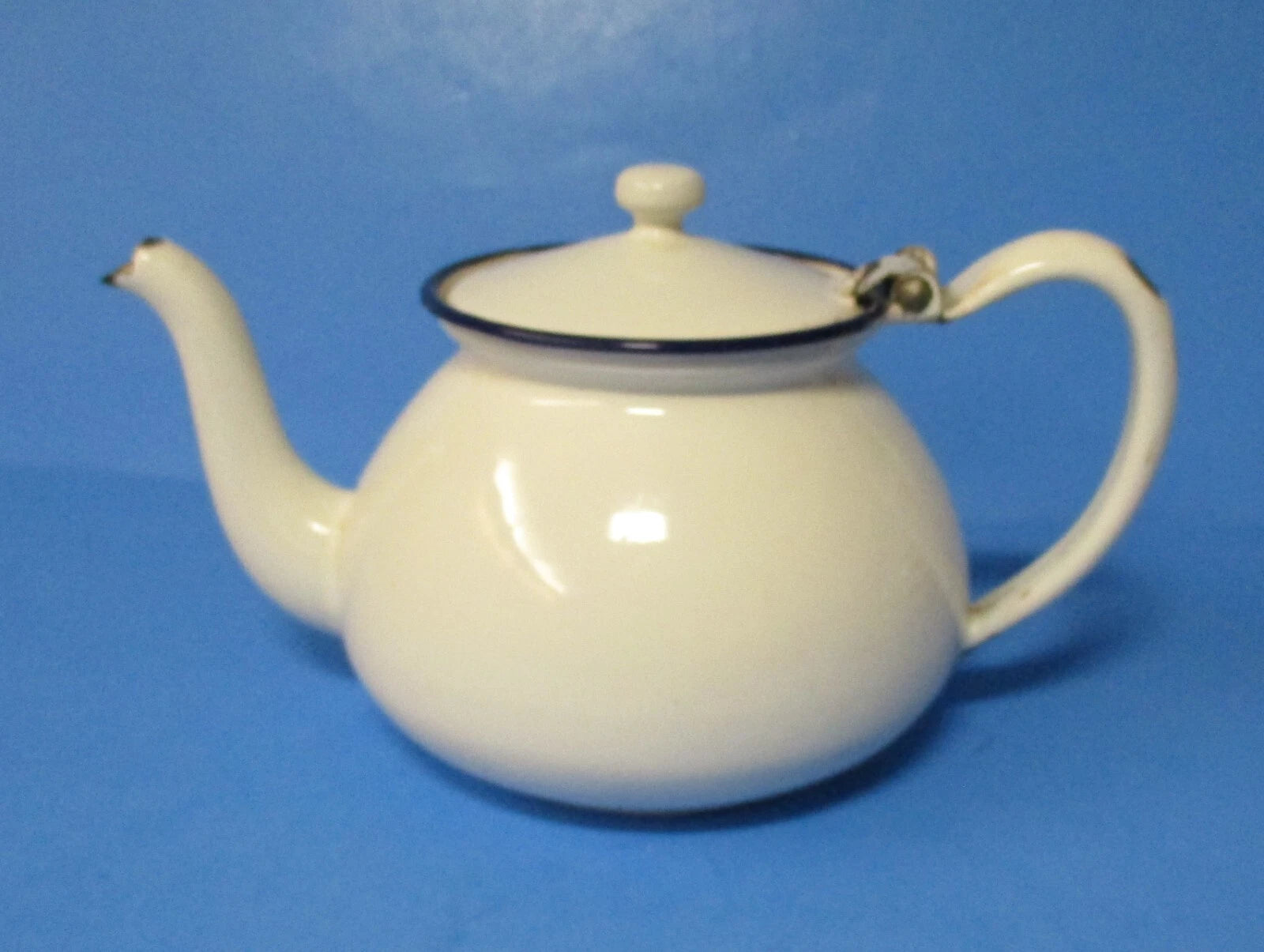 graniteware enamel ware Boston style teapot white w/ dark blue USED vintage rj