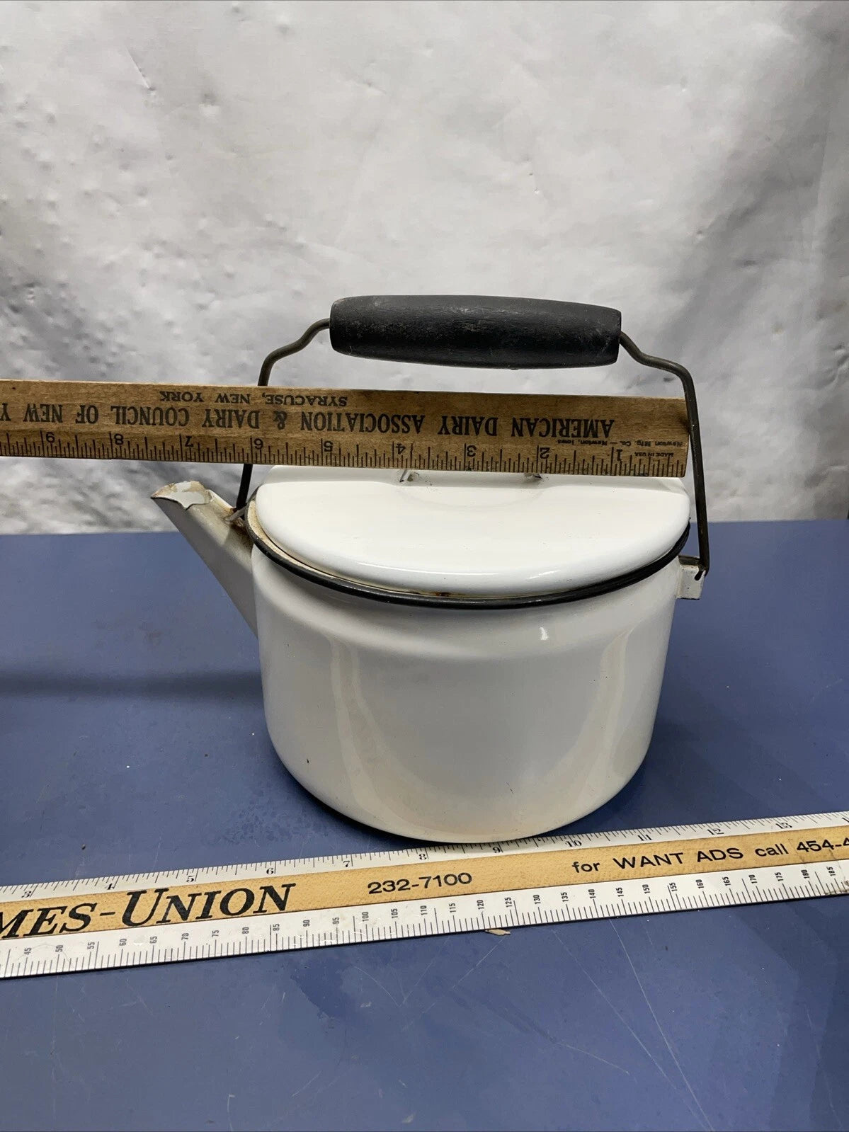 Vintage Enamel Wood Handle Tea Pot/Tea Kettle in White with Black | eBay