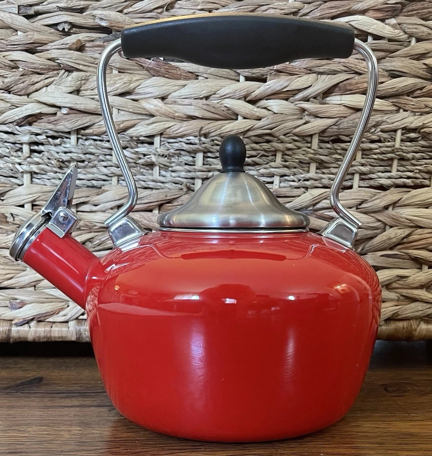 Vintage Chantal Classic Whistling Tea Kettle Teapot RED Enamel Black Handle