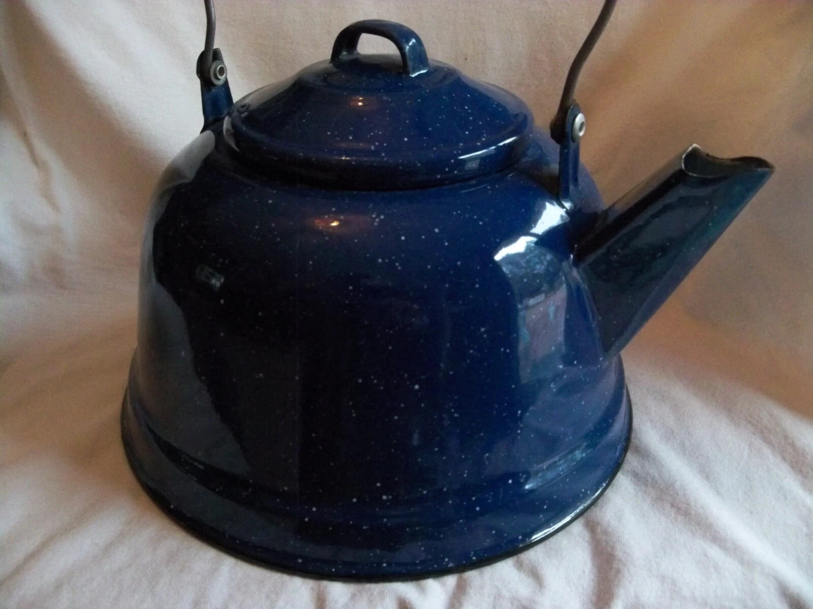 Vtg Blue White Speckled Enamelware Teapot kettle, wire wrap handle, from auction