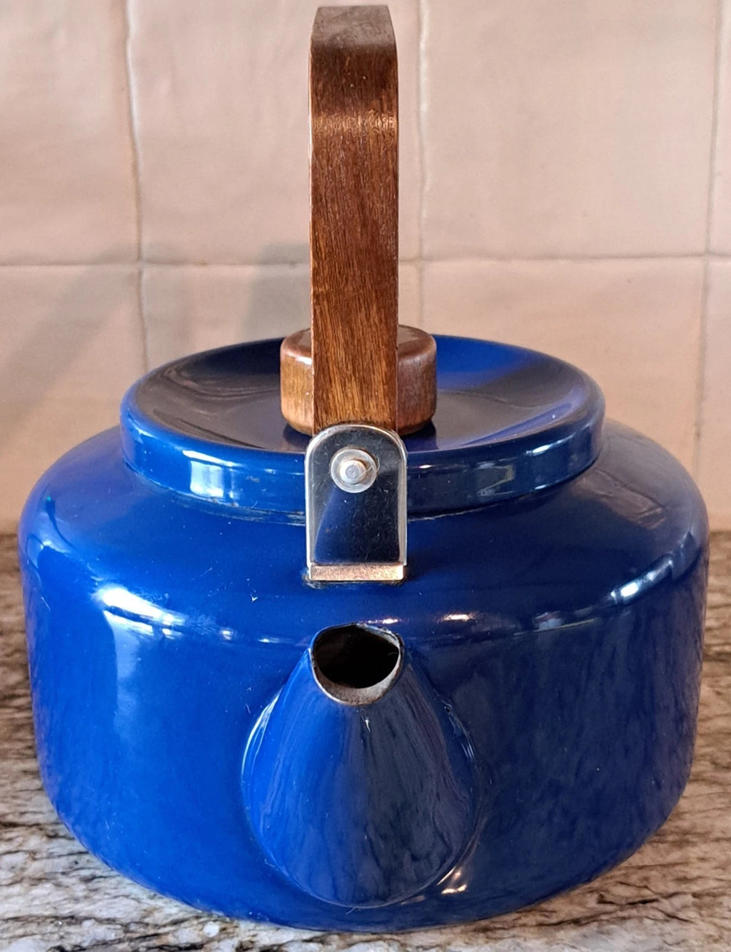 Vintage MCM Retro BLUE Enamelware 5” Tea Kettle Pot Bent Wood Handle | eBay
