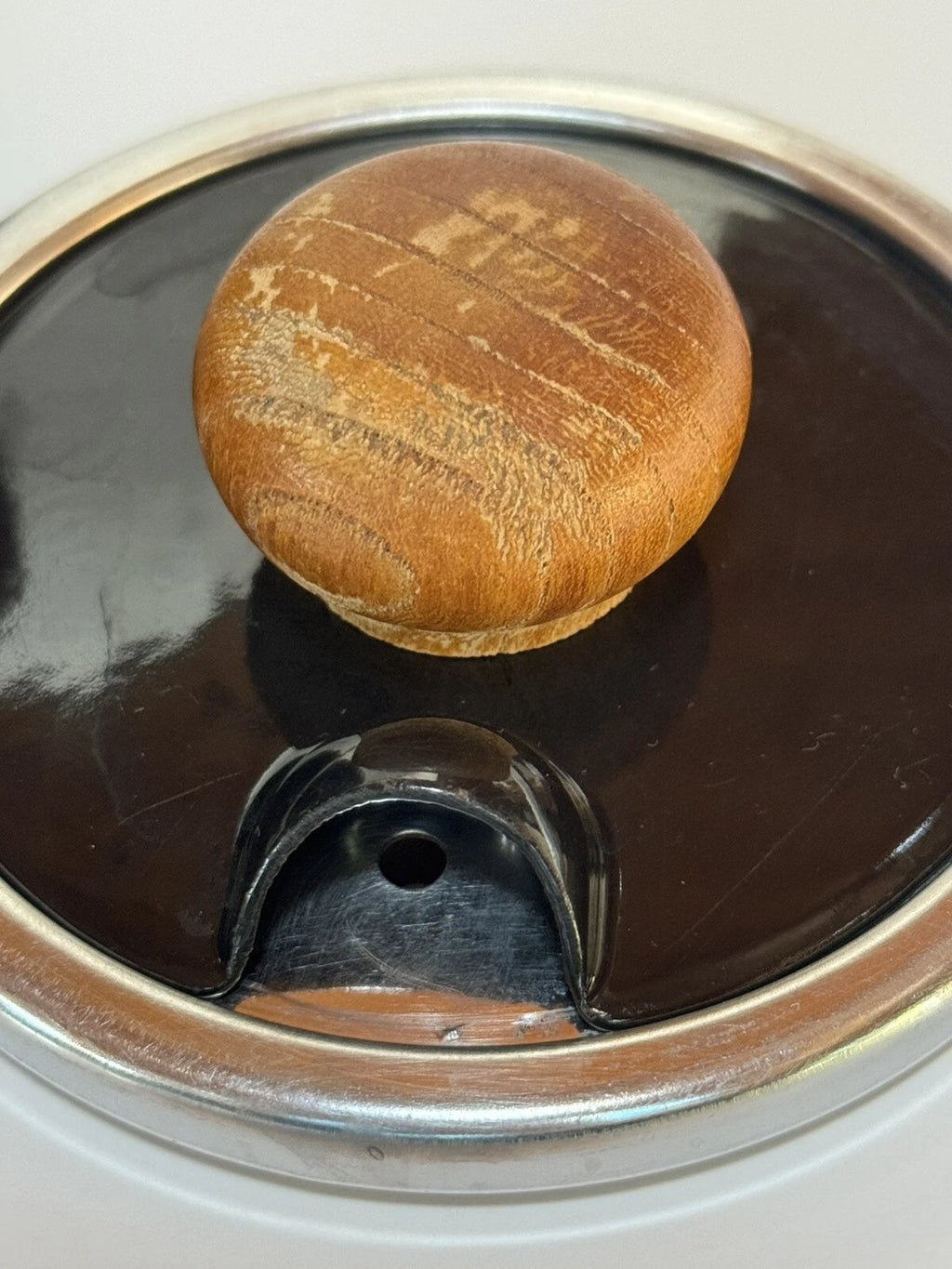 Vintage Black Enamel Teapot Tea Kettle with Lid Wood Handle & Knob MCM | eBay