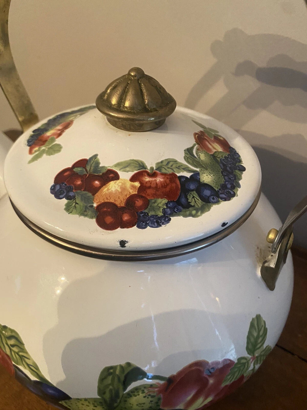 VINTAGE Teapot Kettle REGENCY ENAMEL WARE Stovetop Kitchen FRUIT