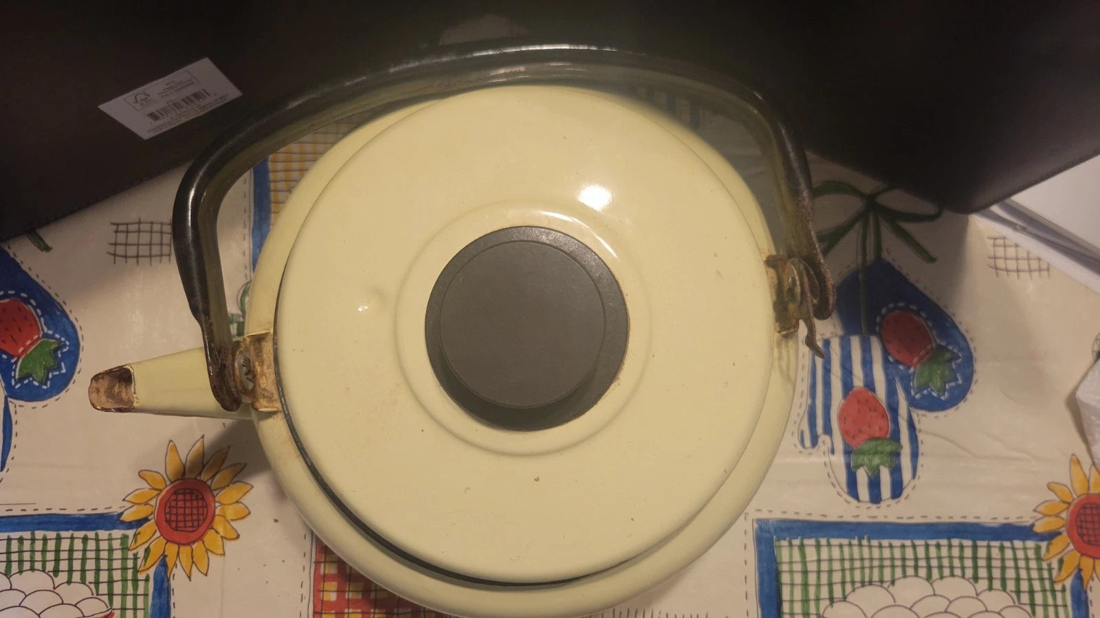 Vintage YELLOW ENAMEL Teapot Tea Kettle with Black handle ~ Nice Condition | eBay