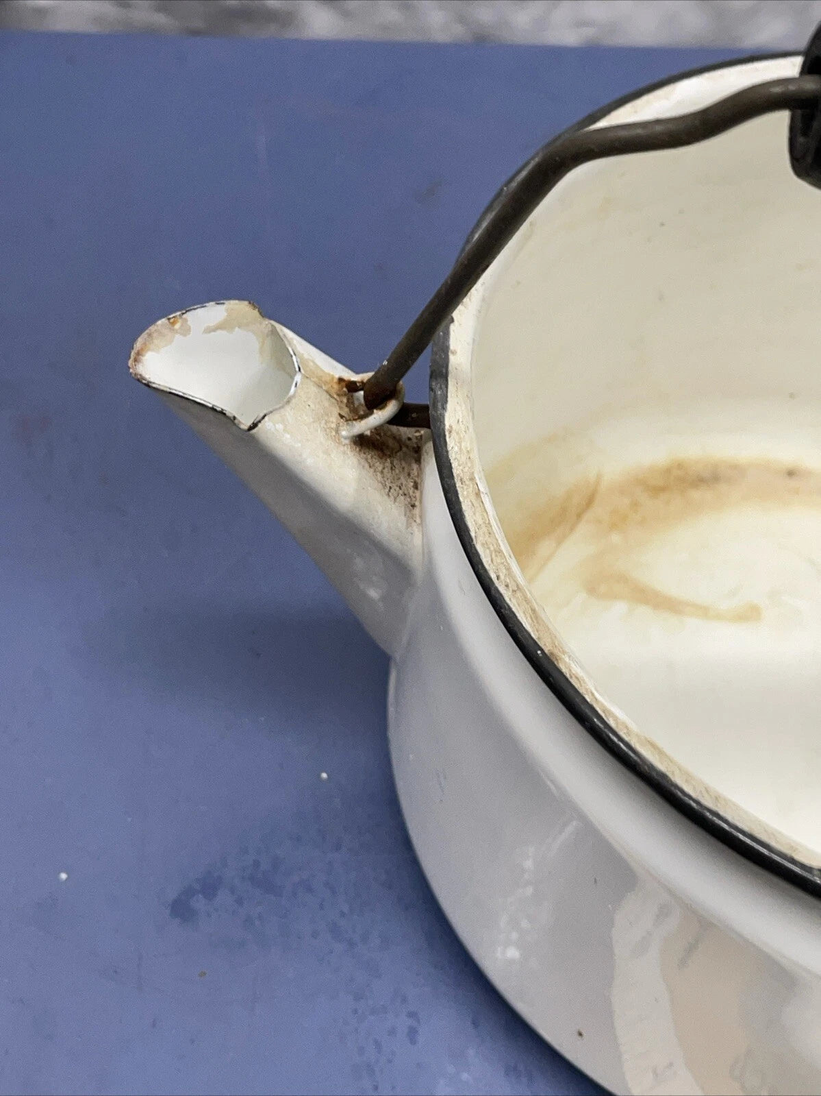 Vintage Enamel Wood Handle Tea Pot/Tea Kettle in White with Black | eBay