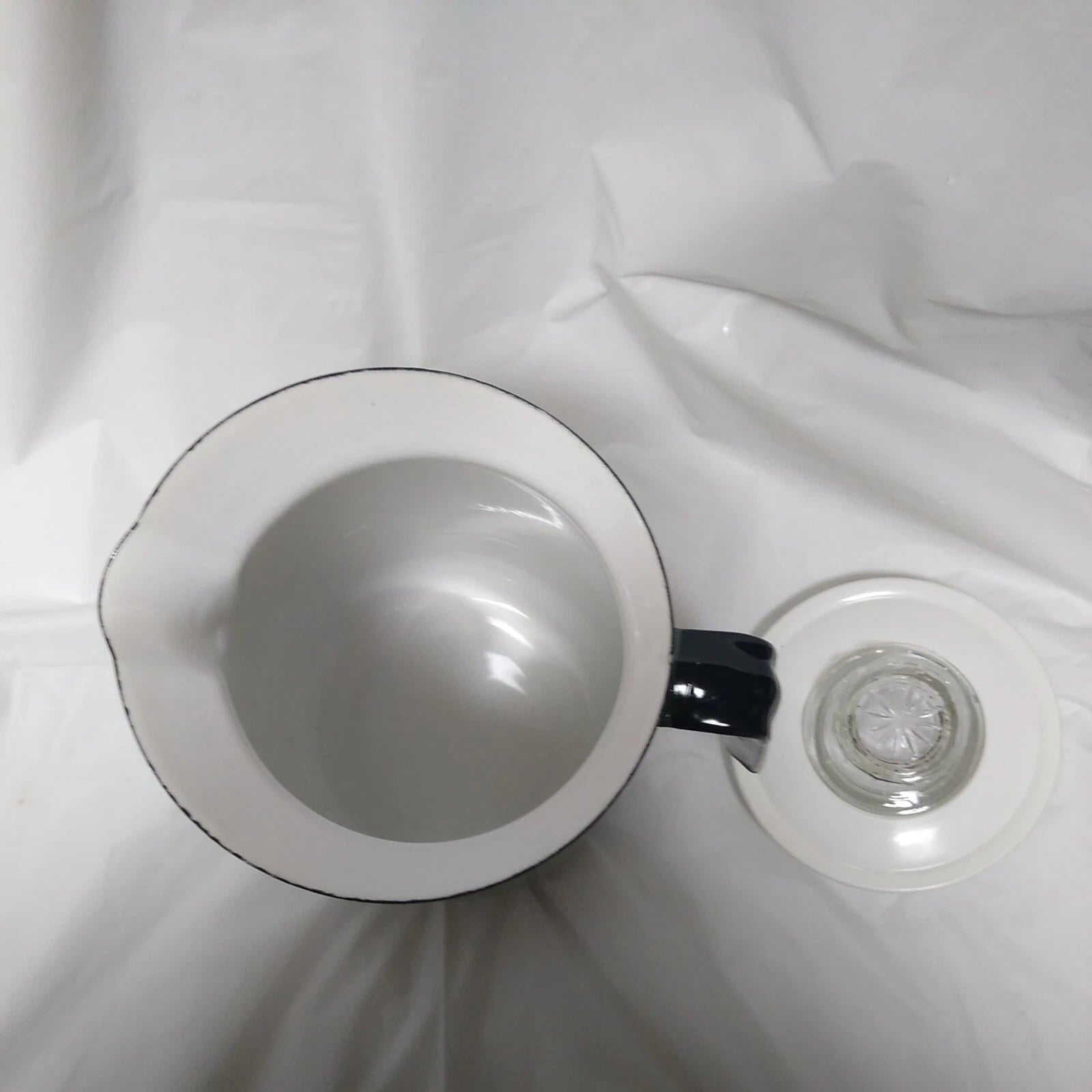 Vintage Enamelware Avocado Green Teapot