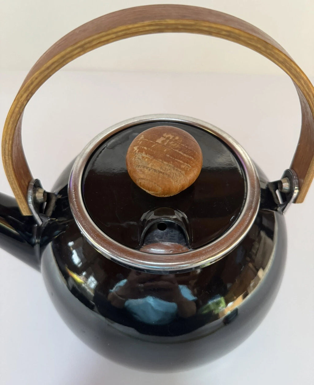 Vintage Black Enamel Teapot Tea Kettle with Lid Wood Handle & Knob MCM | eBay