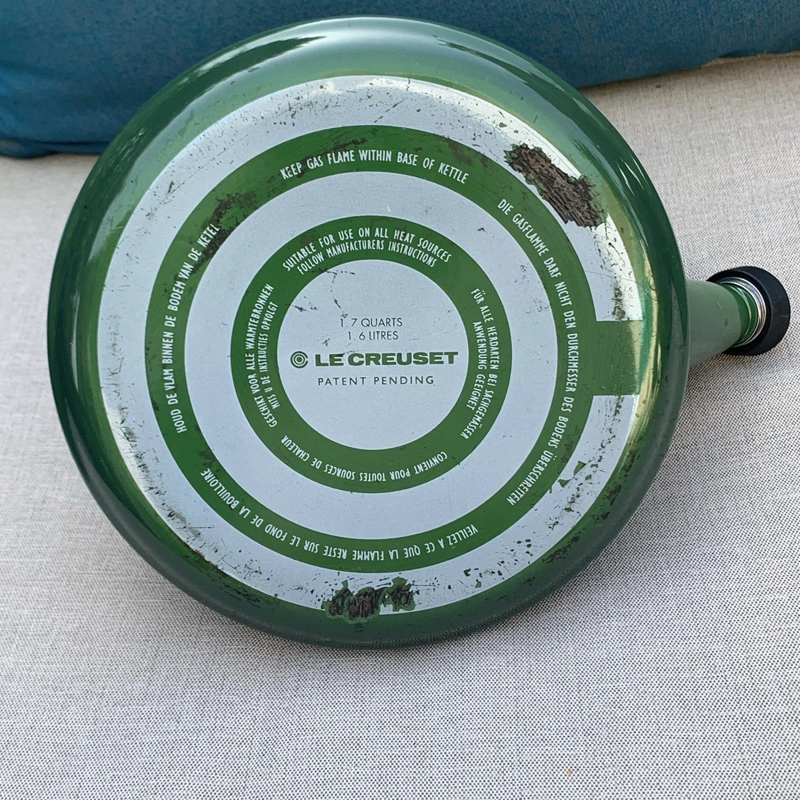 Le Creuset Vintage Tea Kettle Forest Green 1.7 quart 1.6 Liter Whistling Teapot