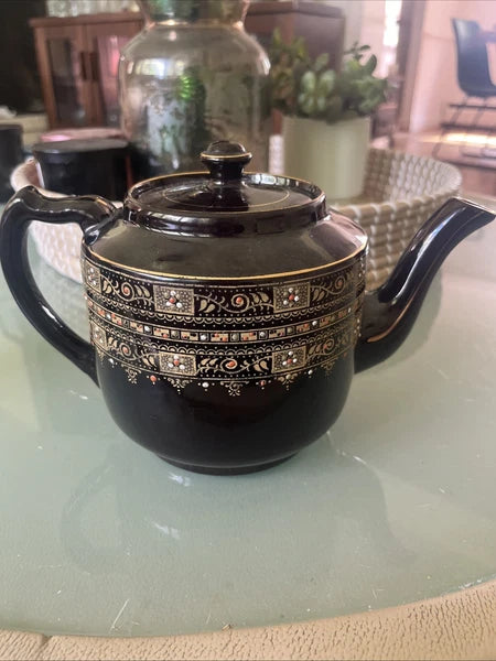 Vintage Gibson And Sons ‘Burke’ Teapot. Made In England