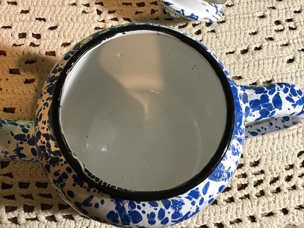 Vintage blue splatter enamel ware 4 cup teapot