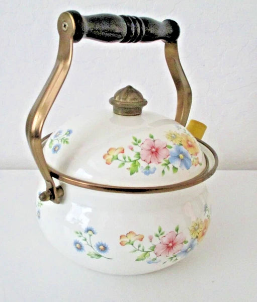 ENAMELWARE FLORAL WHITE TEAPOT KETTLE W/ LID PASTEL FLOWER 7" VINTAGE AZ56